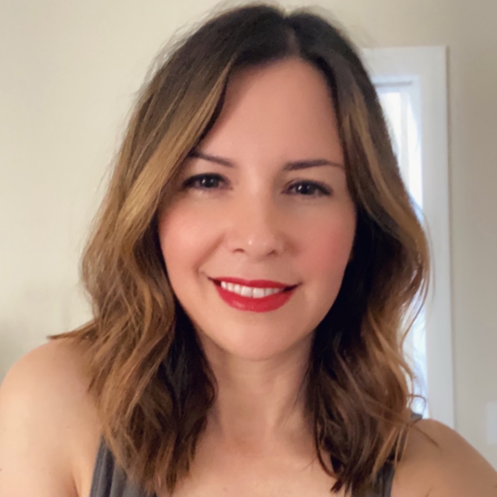 Meet your Posher, Jennifer